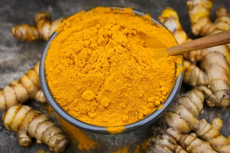 زردچوبه: از نتایج جستجوی اینترنتی و هوش مصنوعی تا واقعیت علمی / این مبحث: اثر بر فشار خون