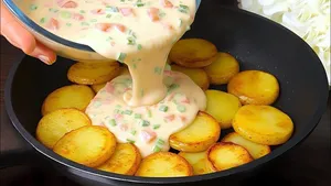 طرز تهیه سیب‌زمینی با تخم‌مرغ؛ یک غذای ساده و خوشمزه بهتر از پیتزا!