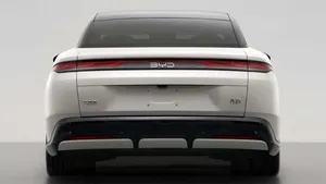 سدان پرچمدار BYD با چهره اژدها وارد می شود (+تصاویر)