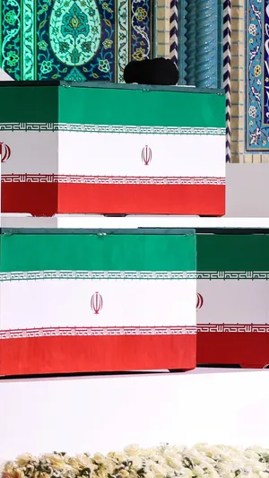 آخرین جمعه ، آخرین وداع ؛ چه کسانی آمده بودند؟