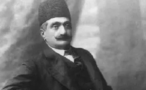 «ظل السلطان، پسر بزرگ ناصرالدین شاه» در کنار پسرانش (عکس)