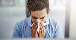 نگهداشتن عطسه چه خطراتی در پی دارد؟