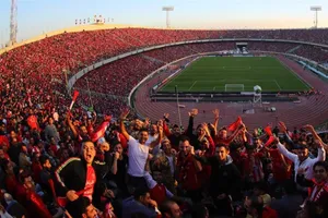 استقلال 1 - 1 پرسپولیس/ مربیانی که در حد این دو نیمکت نیستند