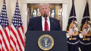 سخنان تکراری ترامپ علیه ایران: اگر توافق نکنند به «عصر حجر» برمی گردند / آمریکا دیگر به تنگه هرمز نیازی ندارد /در دو تا سه هفته آینده به تمام اهداف خود می رسیم