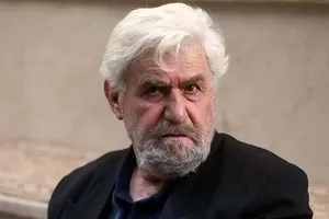 سنگ مزار عنایت‌ بخشی سرانجام نصب شد (عکس)