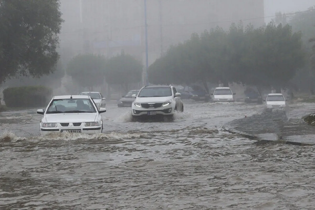 تصاویر از وزش باد و بارش باران در اهواز