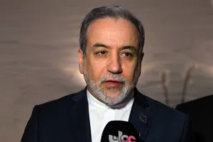 عراقچی: امارات در این جنگ در کنار آمریکا بوده و نمی‌تواند مظلوم‌نمایی کند و بگوید به خاک ما حمله شده