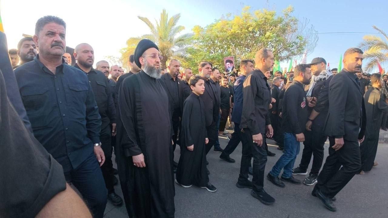 سید عمار حکیمدر مراسم تشییع رهبر شهید در نجف سید عمار حکیمدر مراسم تشییع رهبر شهید در نجف