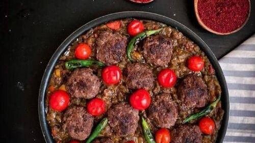 سوغورمه کباب؛ این کباب ترکی با بادمجان کبابی غوغا میکند سوغورمه کباب؛ این کباب ترکی با بادمجان کبابی غوغا میکند