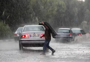 بارش شدید باران و تگرگ در روستای بلندو در بندرعباس