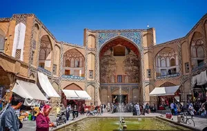 «ورودی بازار اصفهان» در بیش از یک قرن قبل (عکس)