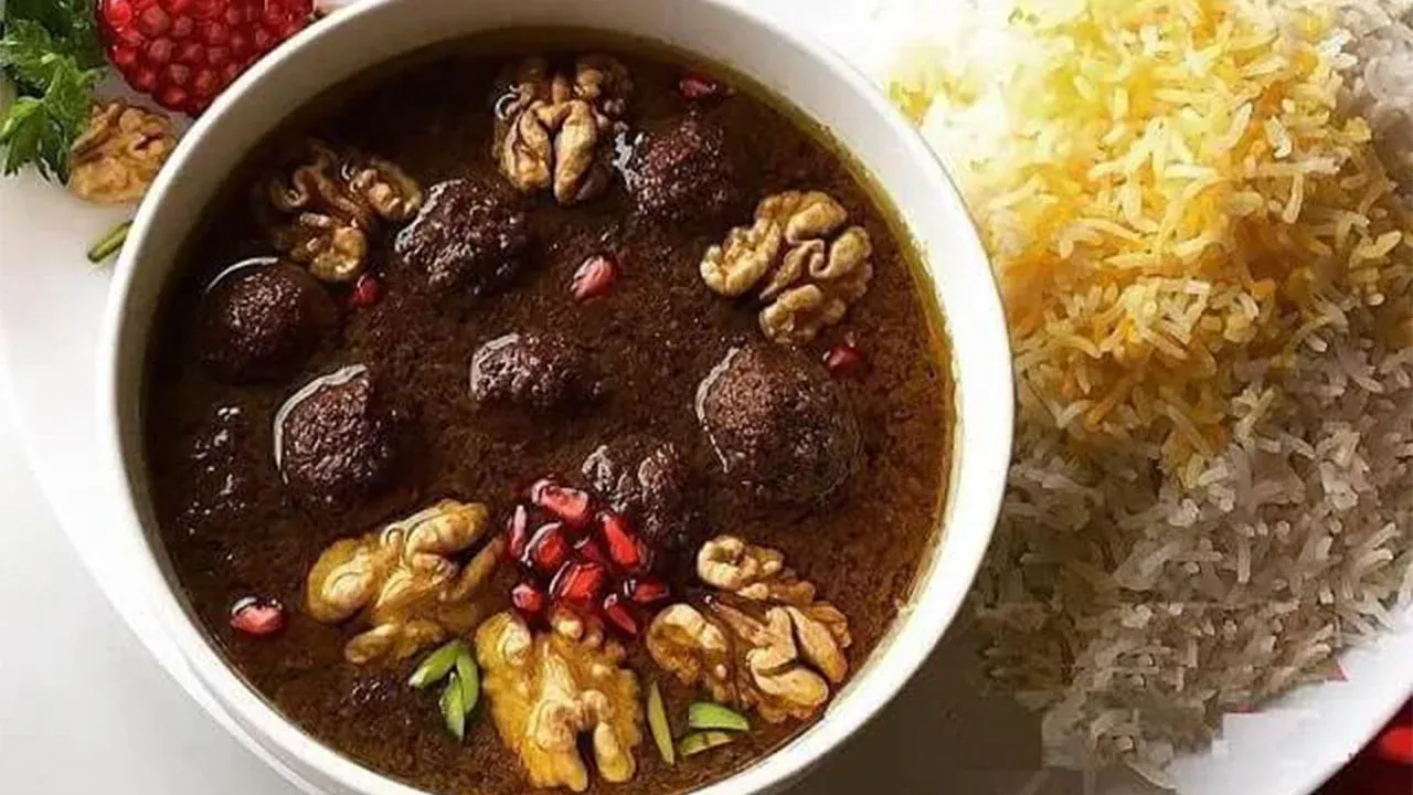 واکنش کره‌ای به خورش فسنجان ایرانی