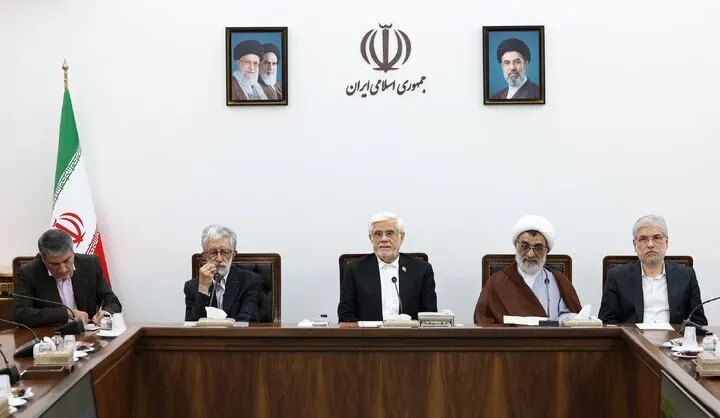 عارف: مقصر وضعیت فرهنگی جامعه کیست؟ باید در دو سال آینده به جایگاه اول علم و فناوری منطقه برسیم