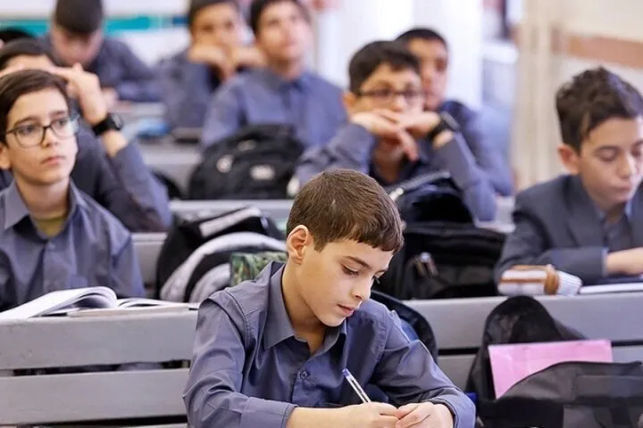 دریافت وجه در ثبت‌نام مدارس ممنوع / تشکیل پرونده برای 101 مدیر متخلف