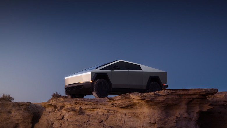 تسلا (Tesla)؛ نقصهای نرمافزاری و سایبرتراک پرحاشیه تسلا (Tesla)؛ نقصهای نرمافزاری و سایبرتراک پرحاشیه