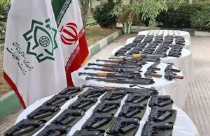 وزارت اطلاعات: ۲ عضو تیم قاچاق سلاح جنگی در غرب ایران بازداشت شدند