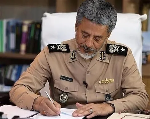 معاون هماهنگ کننده ارتش: ایران اسلامی همچنان در بطن جنگ تحمیلی دوم و سوم قرار دارد / امروز هر خبر دقیق، تیری بر قلب امپراطوری دروغ است