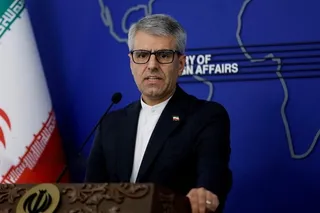 بقایی: موضوع خروج از NPT در مجلس در حال بررسی است