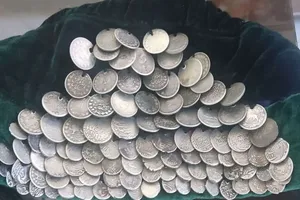 قتل زن مسن برای سرقت «کلاه نقره‌ای تاریخی»