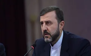 غریب‌آبادی: عبور کشتی‌های تجاری بدون هماهنگی ممنوع است/ بازگشایی تنگه هرمز به تعهدات آمریکا بستگی دارد