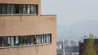 گزارش تصویری از ابعاد تهاجم به دانشگاه شهید بهشتی در ولنجک