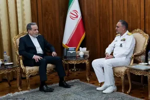 دیدار جانشین فرمانده نیروی دریایی ارتش با وزیر امور خارجه