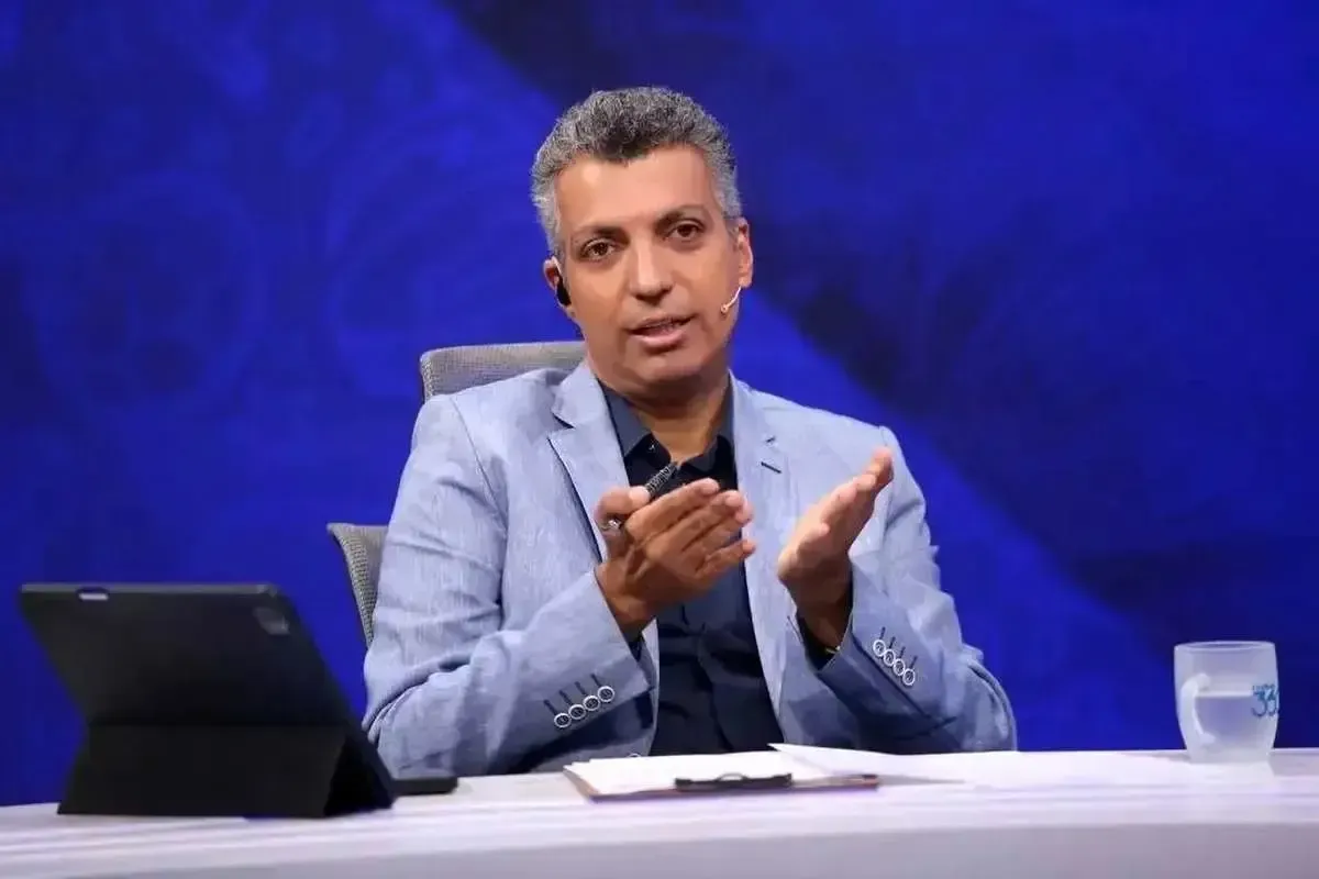 عادل فردوسی‌پور: دیگر حوصله شوخی با قیمت دلار را هم نداریم؛ روزگار سخت و تلخی را می‌گذرانیم