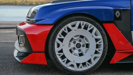 جذاب ترین هاچ بک صنعت خودرو فرانسه و شاید جهان در سال 2025 / محصولی که ایرانی ها نیز با آن خاطره دارند/ این کوچولو برای لامبورگینی اونتادور هم شاخ و شانه می کشد! (+تصاویر)