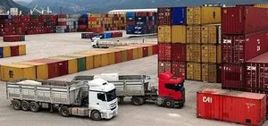 تغییر وضعیت تجارت ایران و عراق زیر ضرب آمریکا / هشدار مرکز اطلاعات مالی: خطر تبدیل ایران به «جزیره پرخطر» در منطقه جدی است
