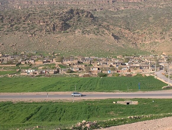 سفری به هشت بهشت طبیعی در یک روستا در آسمانآباد چرداول سفری به هشت بهشت طبیعی در یک روستا در آسمانآباد چرداول