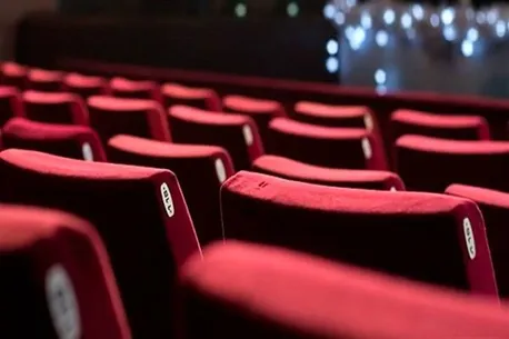 گزارش فروش سینماها در هفته گذشته ؛ کمدی پژمان جمشیدی صدر جدول