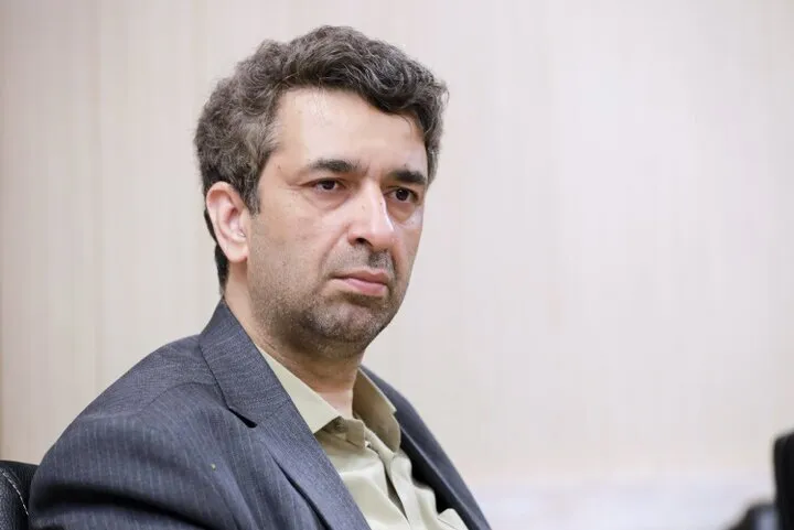 کنایه معاون دفتر پزشکیان به صدا و سیما: اگر مجال بدهد موظفیم بیشتر به مردم گزارش دهیم